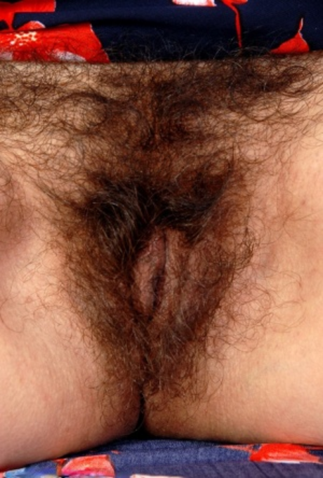 Old hairy pussy pics. Old big breasted granny.