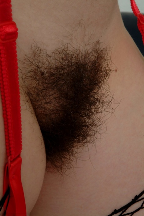 Amateur hairy pussy at home teen
