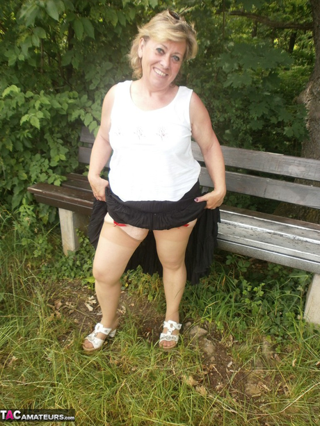Hairy mature pussy photos - 9 Hairy mature pussy photos - 9