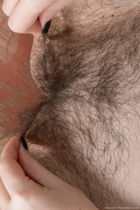 Pretty houseWife's hairy crotch. - 13 Pretty houseWife's hairy crotch. - 13