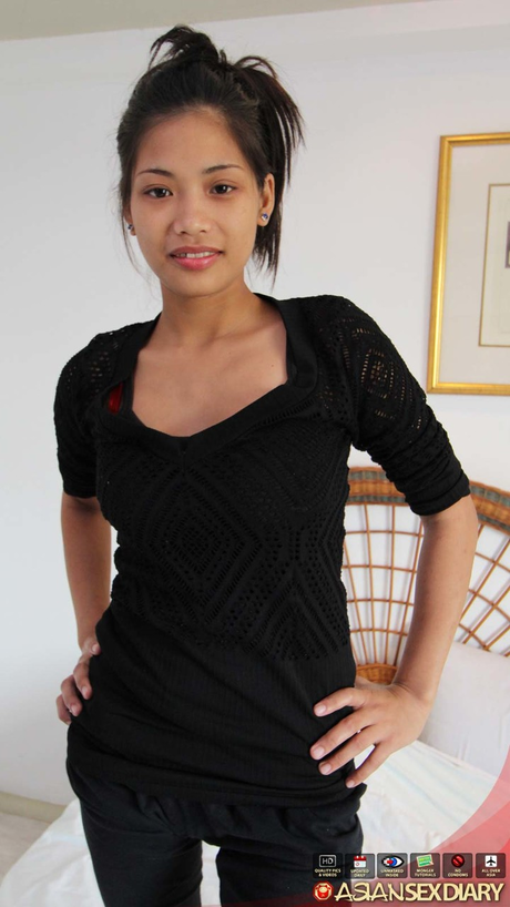 Young Filipino hairy pussy pics - 3 Young Filipino hairy pussy pics - 3