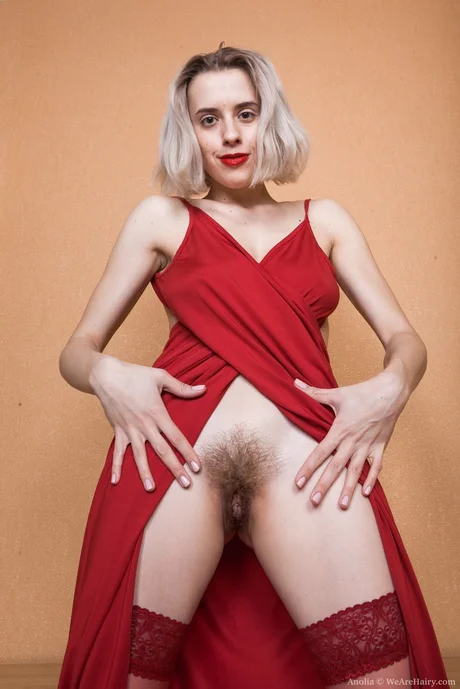 Amateur model Anolia proudly shows her hairy pussy - 2 Amateur model Anolia proudly shows her hairy pussy - 2